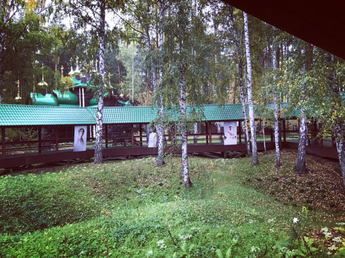 В обители Царственных страстотерпцев на Ганиной яме открылась постоянно действующая выставка, посвящённая Царской семье В обители Царственных страстотерпцев на Ганиной яме открылась постоянно действующая выставка, посвящённая Царской семье