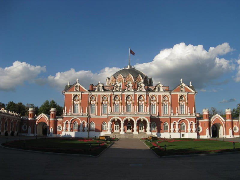 Петровский путевой дворец