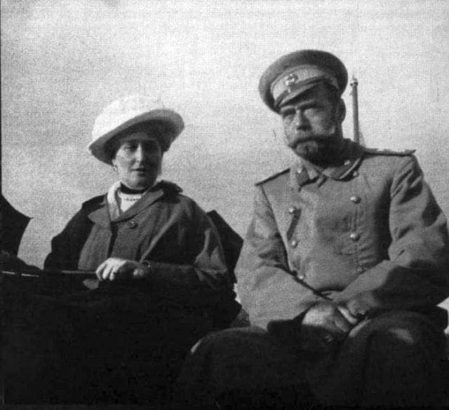 Во время прогулки на катере по Днепру в 1916 г.