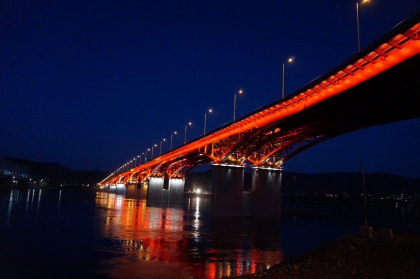 В Красноярске мост через Енисей назван в честь Императора Николая II
