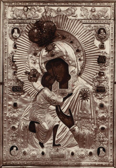 Федоровская икона в драгоценном окладе (фотография Прокудина-Горского, 1910 год)
