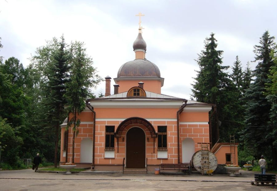 Храм святого царя Николая II и всех Новомучеников Российских на Головинском кладбище