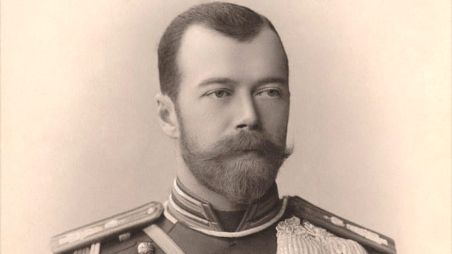 Величие жертвы Императора Николая II. Татьяна Микушина: «Иисус взял на себя грехи всего мира и тем дал возможность миру жить. А Николай II принял на себя грехи России и позволил России жить»